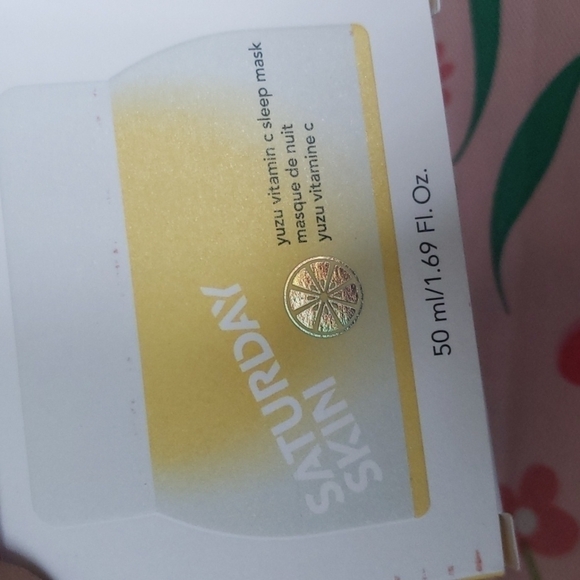 𝅺saturday skin sleep mask. New - Picture 1 of 6